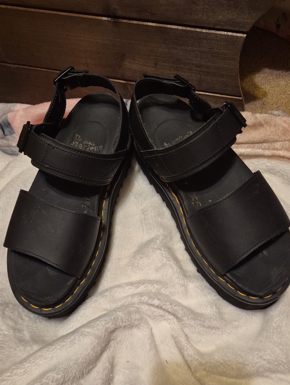 Size 8 Doc Marten Sandals